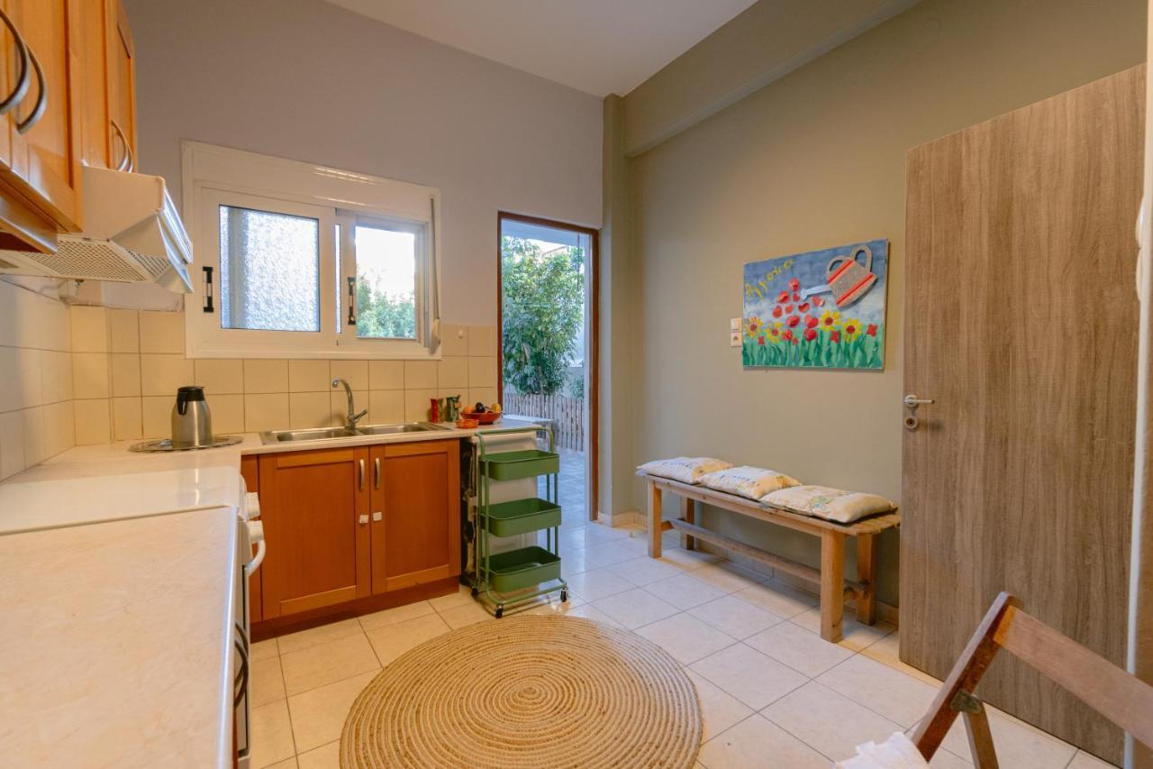 Armonia-Art House Apartment คอสทาวน์ ภายนอก รูปภาพ
